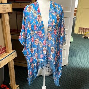 Simply Noelle Blue Floral Kimono Wrap